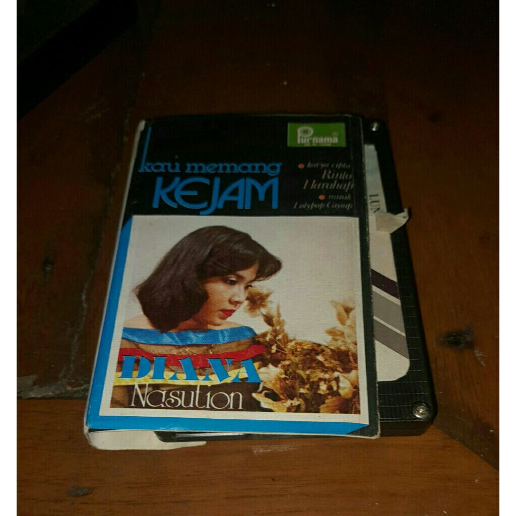 kaset pita Diana Nasution