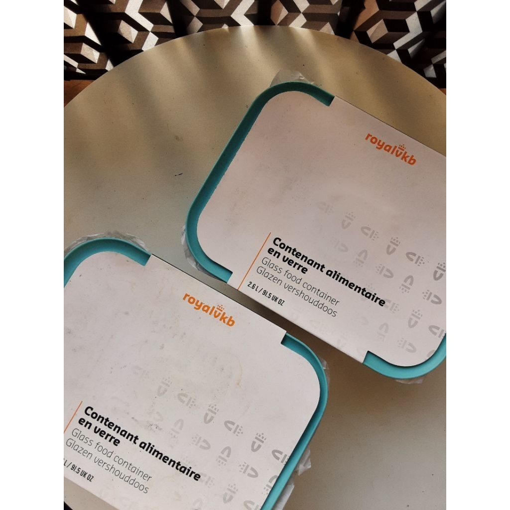 CLEARENCE SELL DEFECT PRODUK / RUSAK KEMASAN / ROYAL VKB 2,6L KOTAK GLASS FOOD CONTAINER TEMPAT MAKA