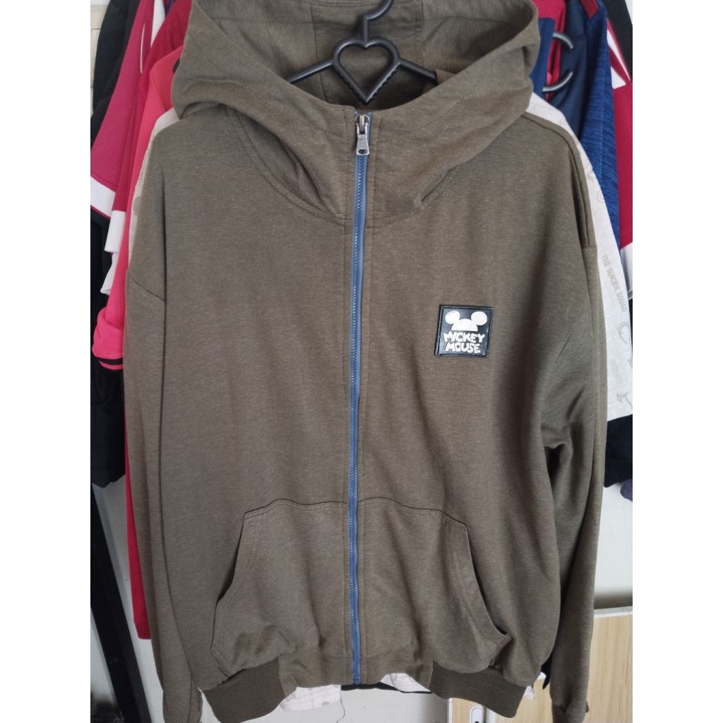BEKAS Hoodie zipper disney mickey mouse X Nevada Size L
