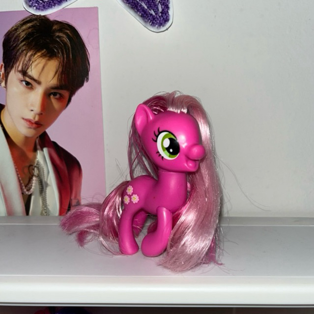 my little pony cheerilee figure ori hasbro (BACA DESK SBLM CO)