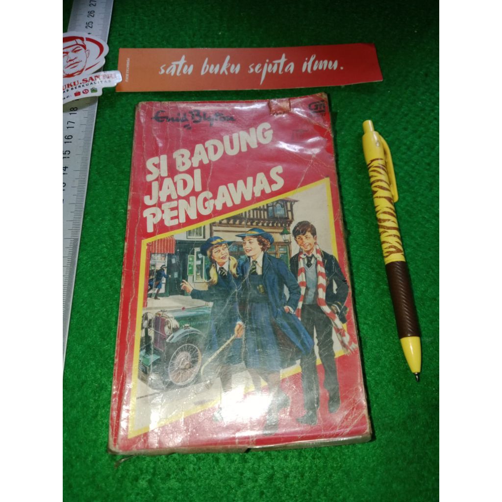 Buku Novel Lawas langka : Si Badung jadi Pengawas by Enid Blyton.