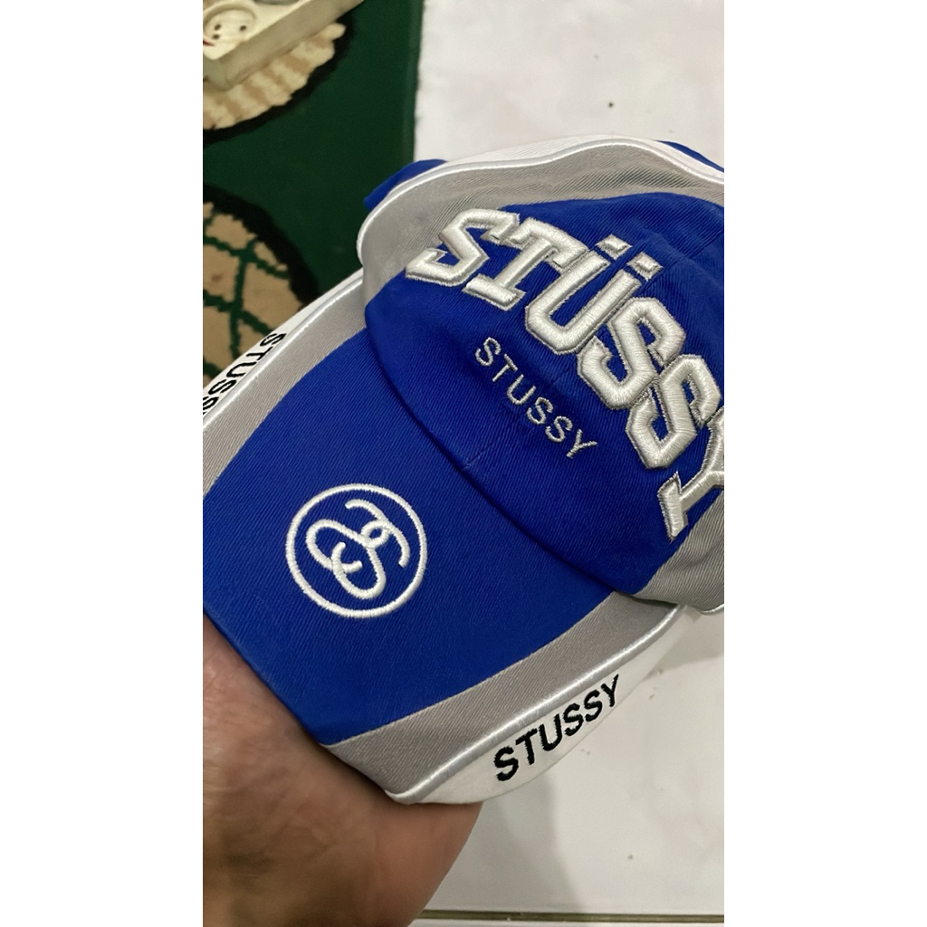Topi stussy