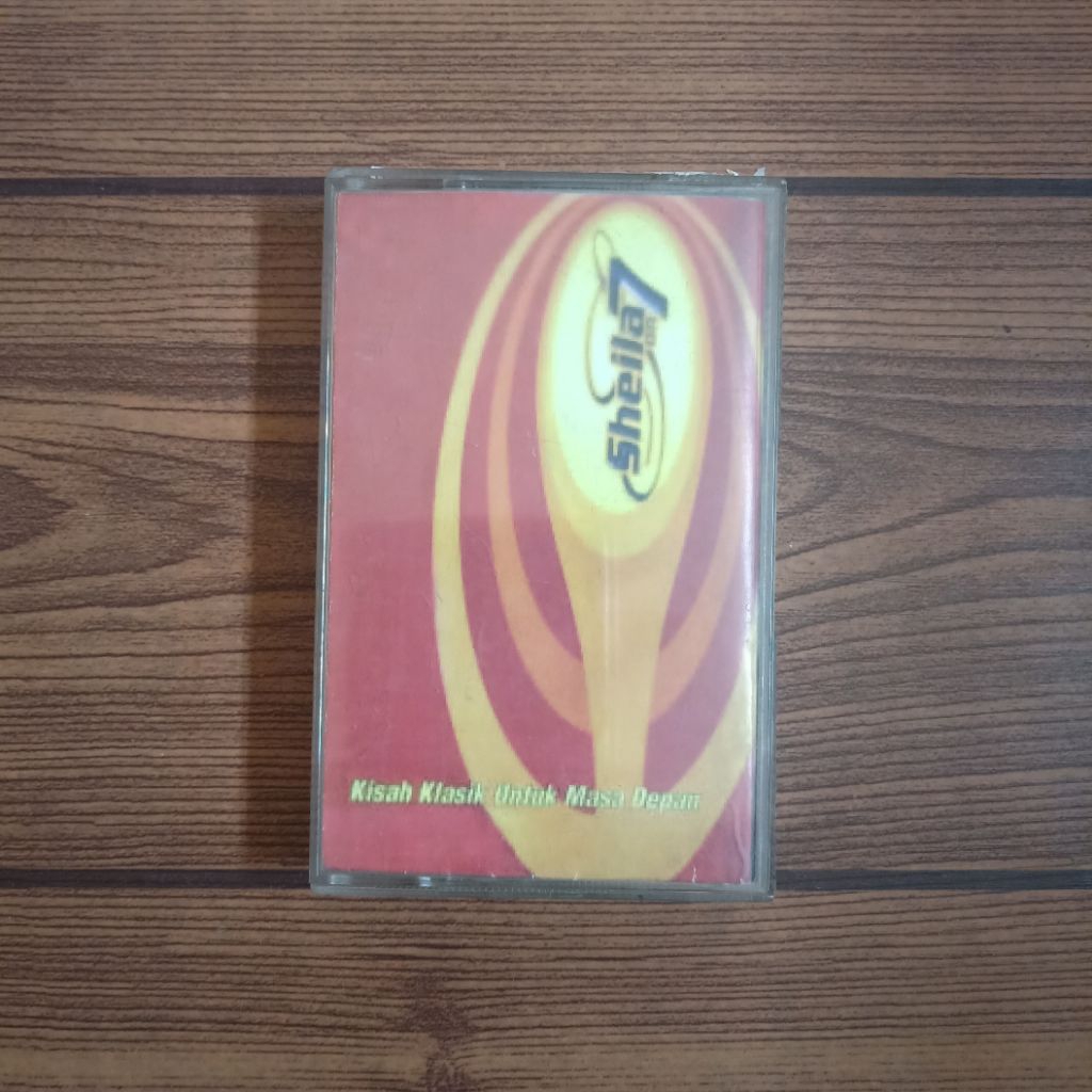 Kaset SHEILA ON 7 ( COVER REPRO  )Kisah klasik untuk masa depan