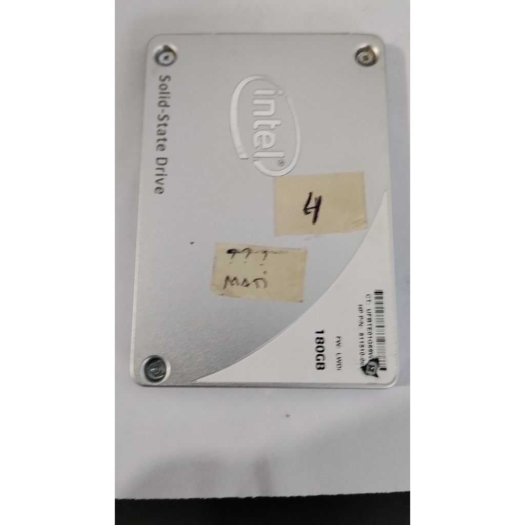 SSD sata kapasitas 180GB rusak