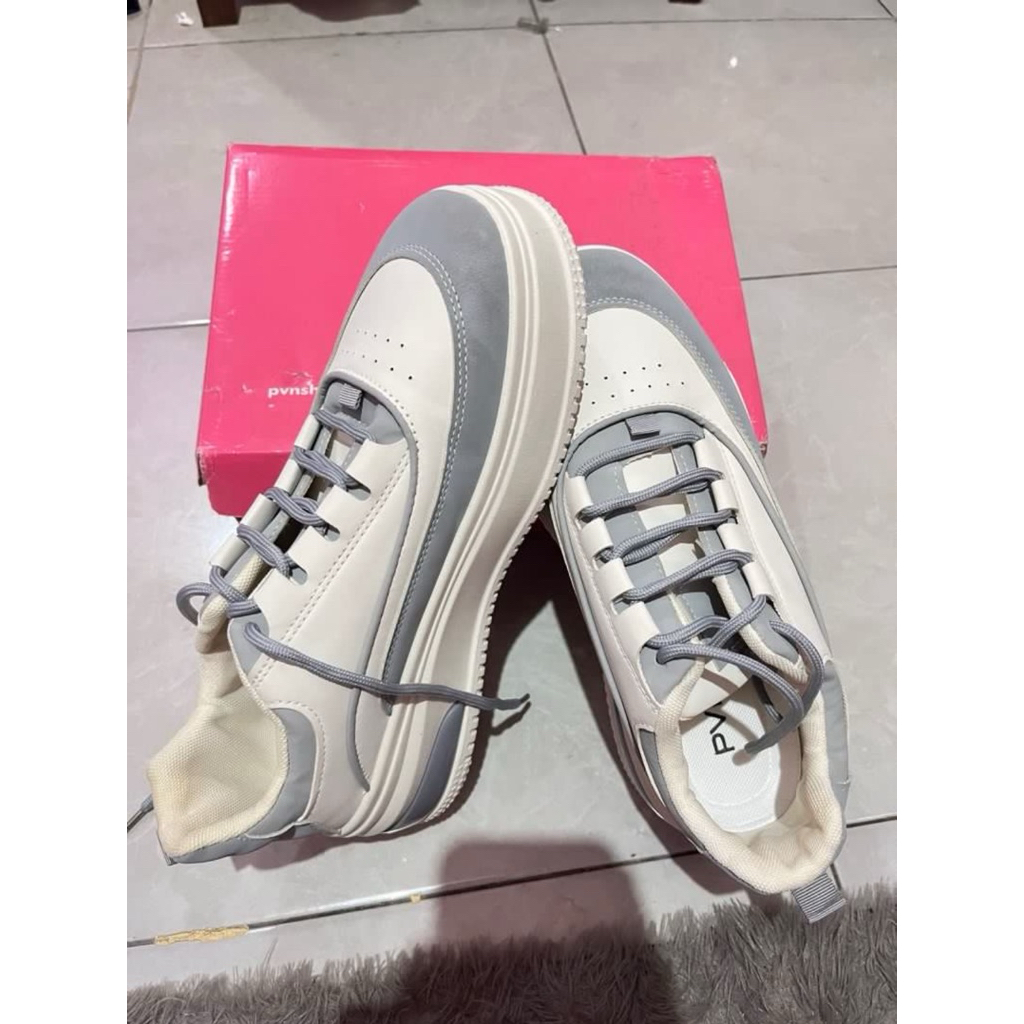 sepatu PVN wanita