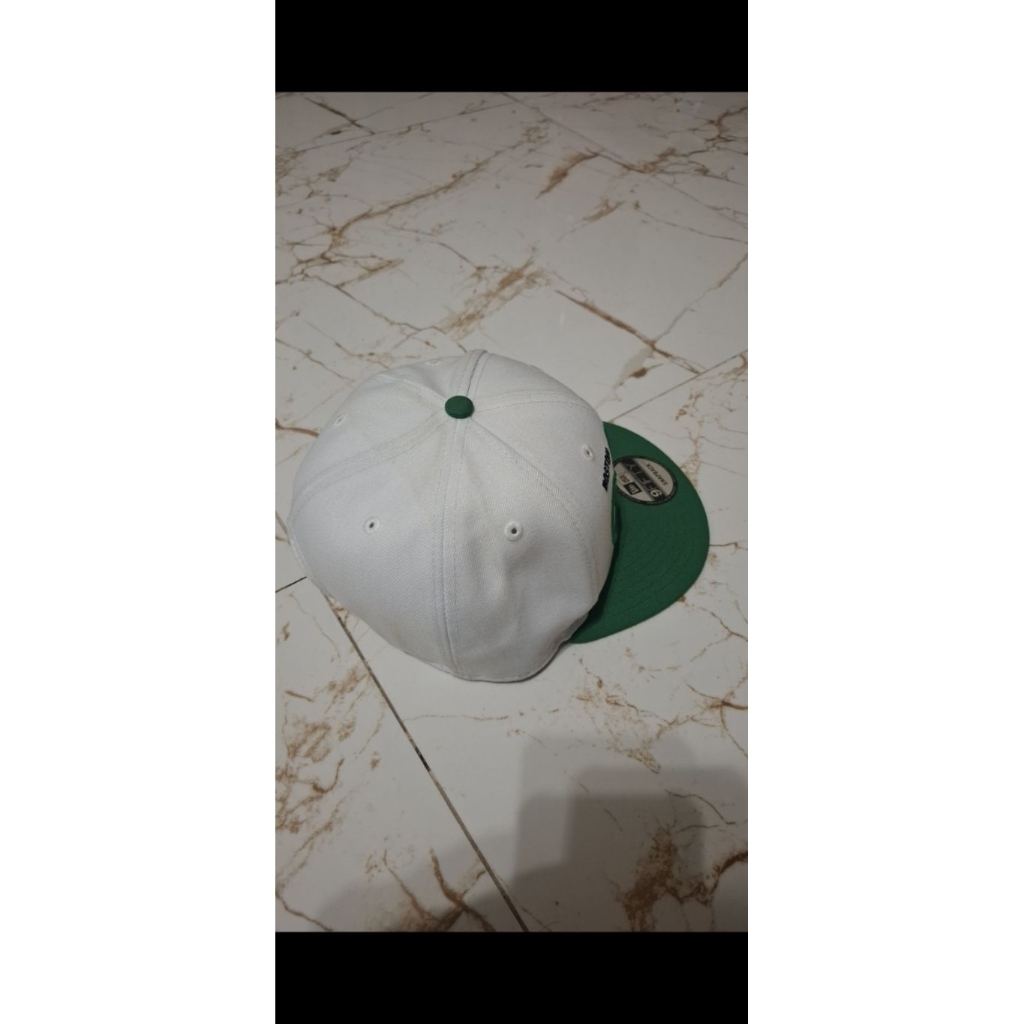Topi New Era Celtics