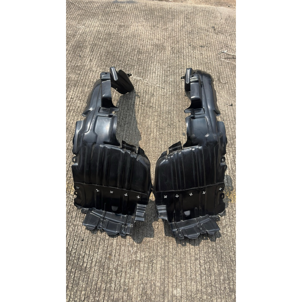 Liner Fender Avanza tipe S 2011