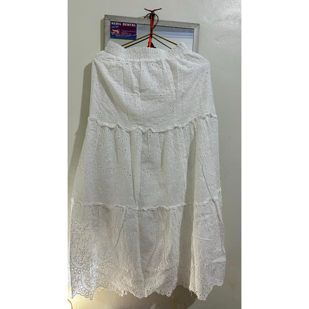 preloved rok katbol
