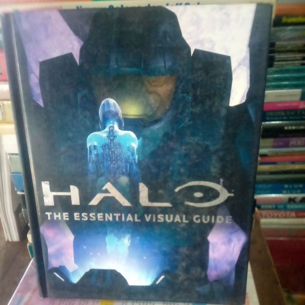 HALO THE ESSENTIAL VISUAL GUIDE