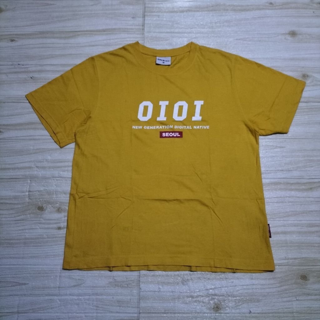 1123. T shirt Kaos OiOi  Size M  LD106
