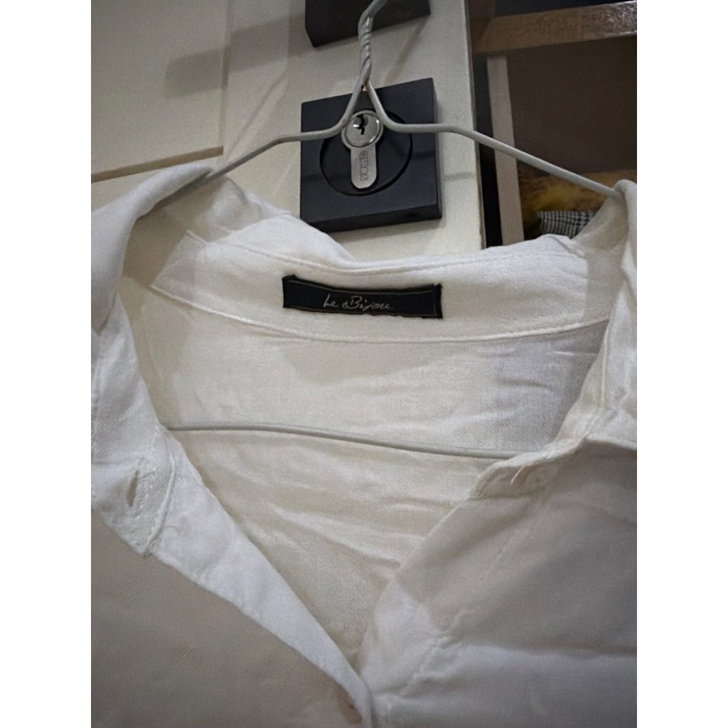 [Preloved] Le Bijou - Sheer White Top