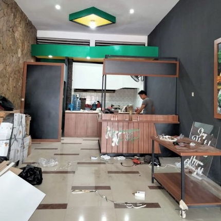 Semi Interior / Interior Kecil / Interior Cafe / Simple Interior
