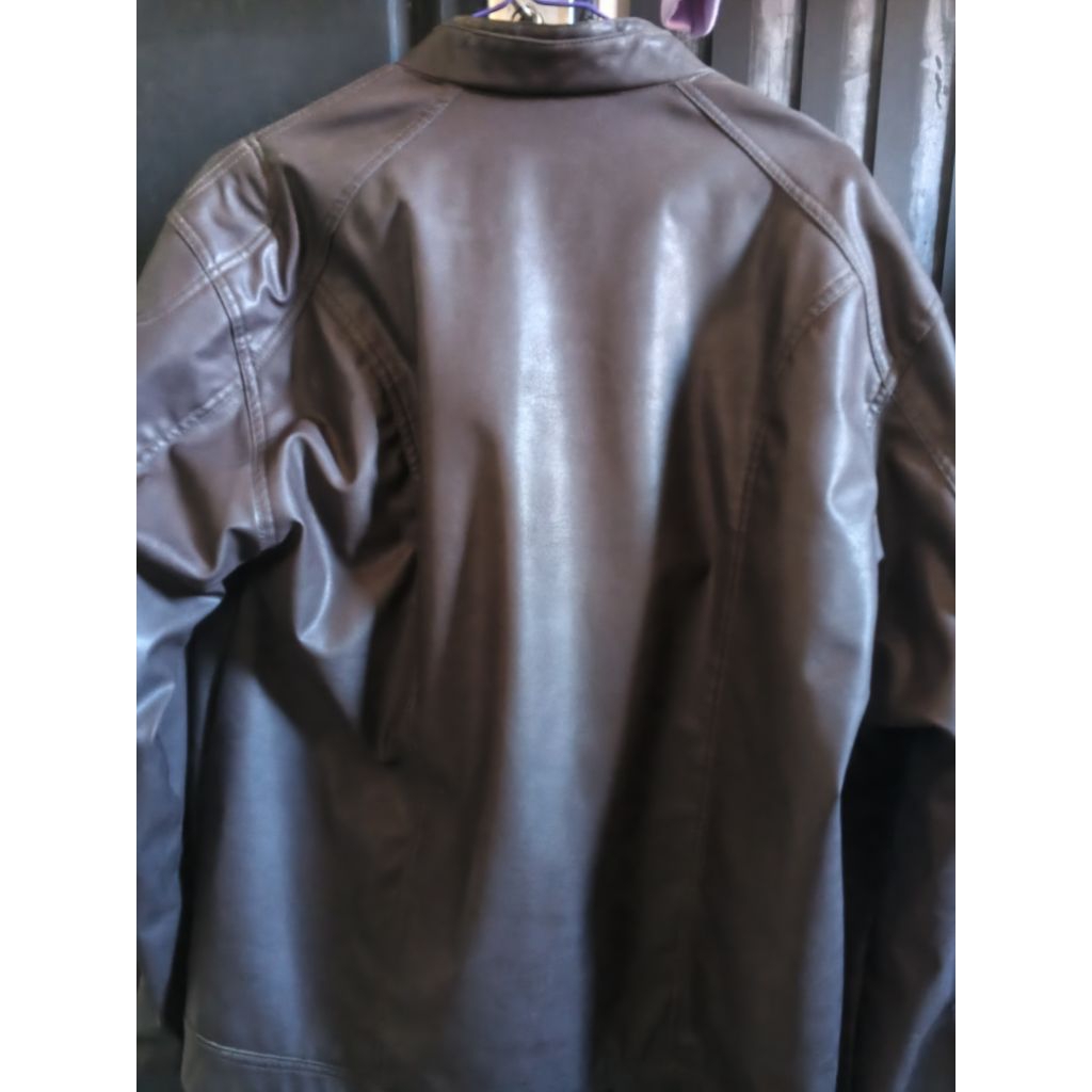 Jaket kulit Second