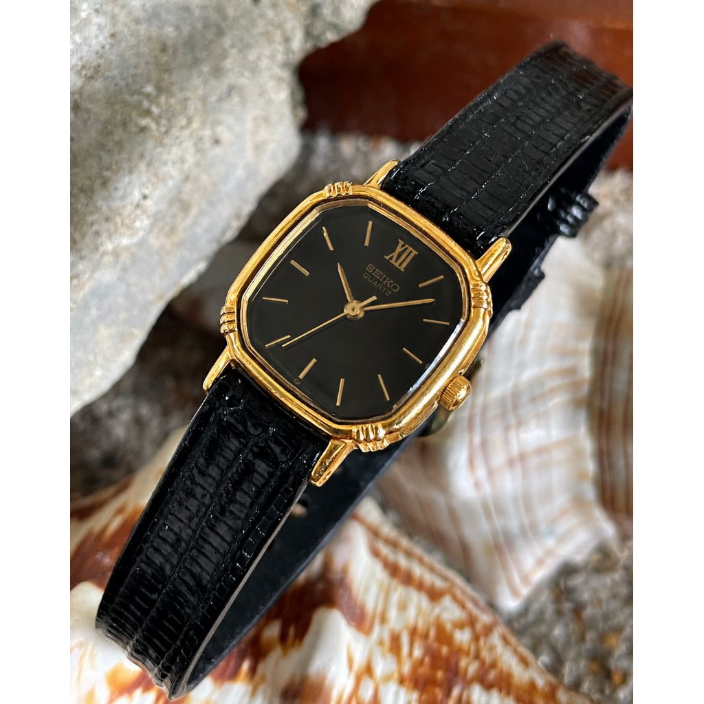 VINTAGE SEIKO TANK OCTAGON BLACK DIAL LADIES