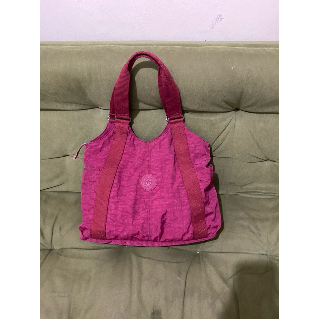 Preloved tote kipling original