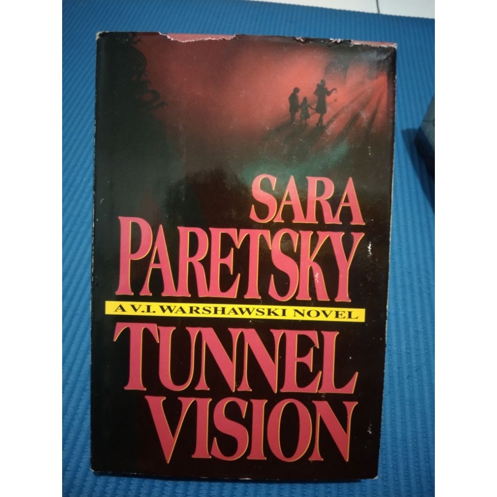 Novel Impor Bahasa Inggris TUNNEL VISION ny Sara Paretsky