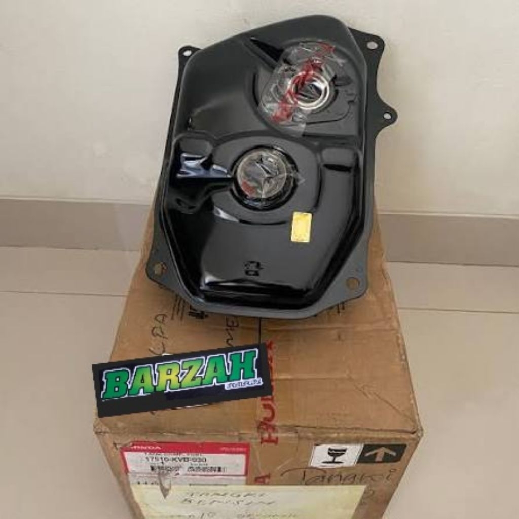 17510KBVB930 tangki feul unit tempat bahan bakar honda vario 110 karbu original baru AHM 17520-kVB-9