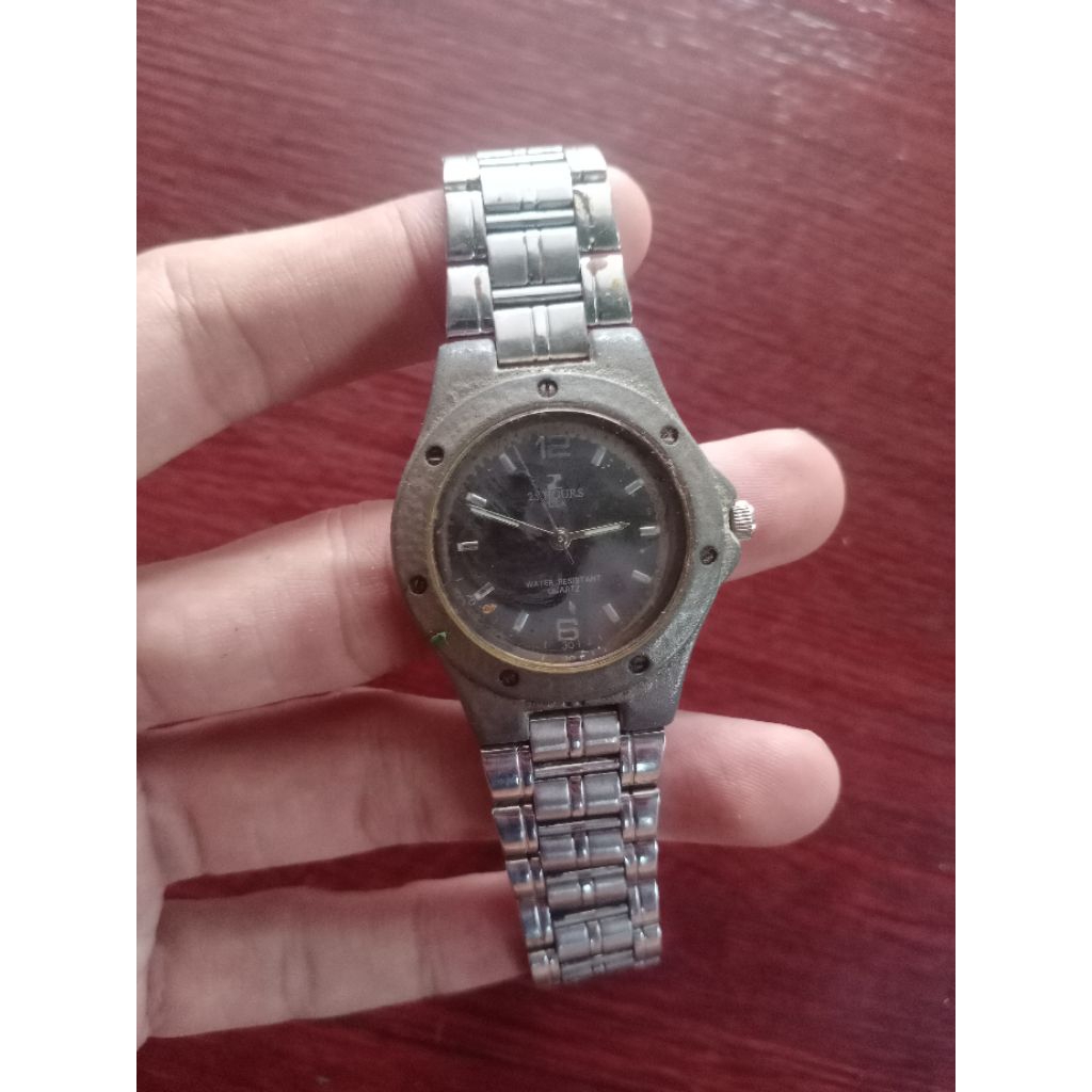 Jam tangan Vintage 25 Hours USA