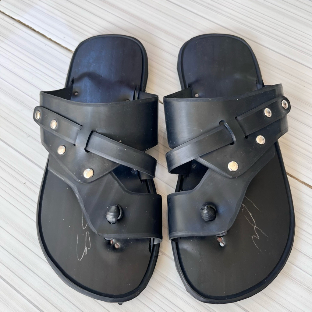 Sandal karet pria sandal ban sandal karet ban