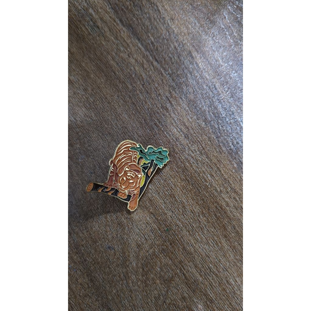 pin enamel custom/pin satuan sdg