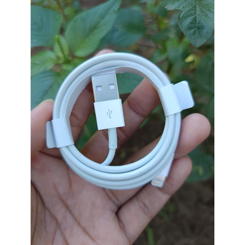 kabel data iPhone USB to lightning resmi original copotan