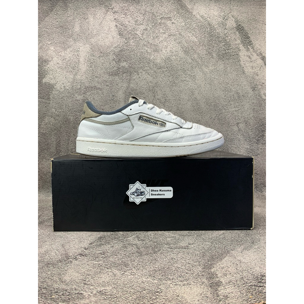 Sepatu Second Casual  Reebok Club C 85 putih  Size 40 Insole 26 CM  Original Guarantee 100%