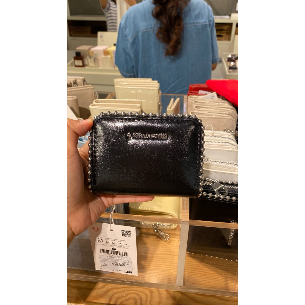 Dompet Stradivarius