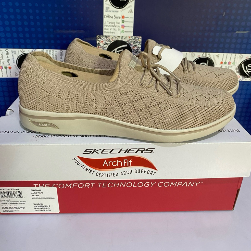 Size 37 39 Sepatu Skechers Uplift Women Original with Arch Fit