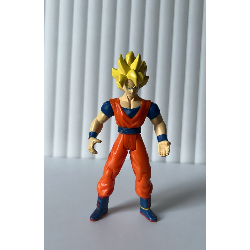 Figure Super Saiyan Goku Dragon Ballz Saga Cell 2001 Irwin