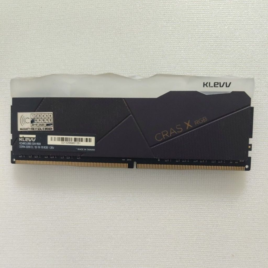 DDR4 8GB PC 3200 KLEVV RGB