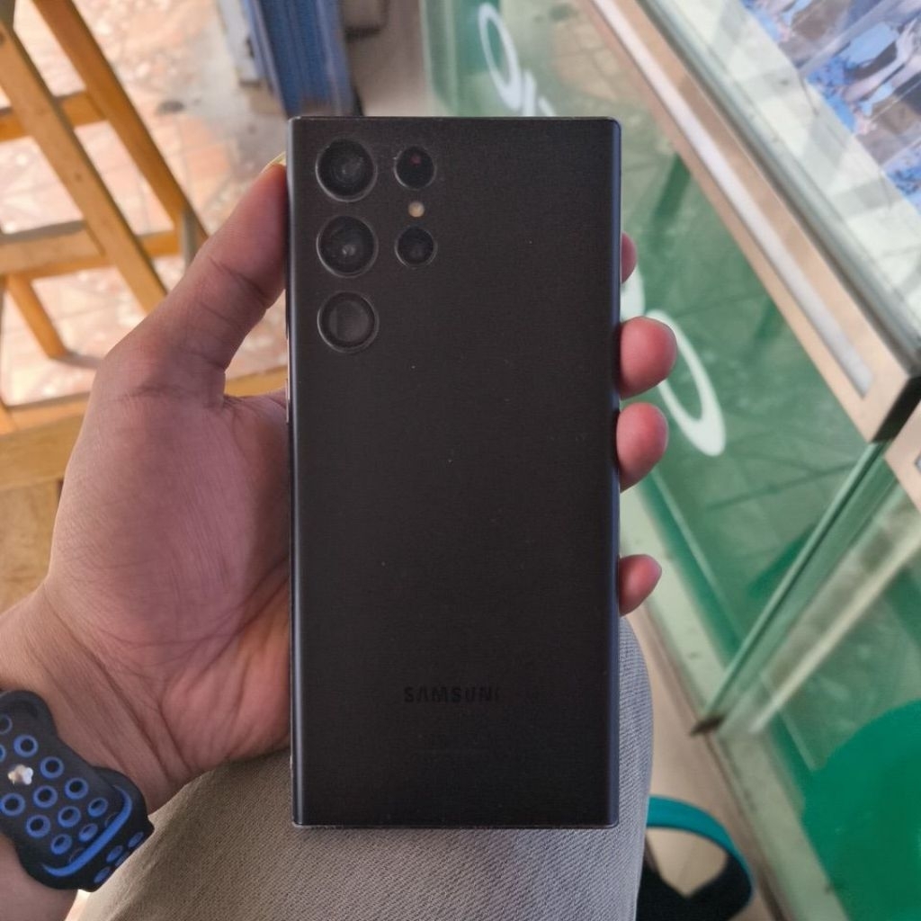 Samsung S22 Ultra Second