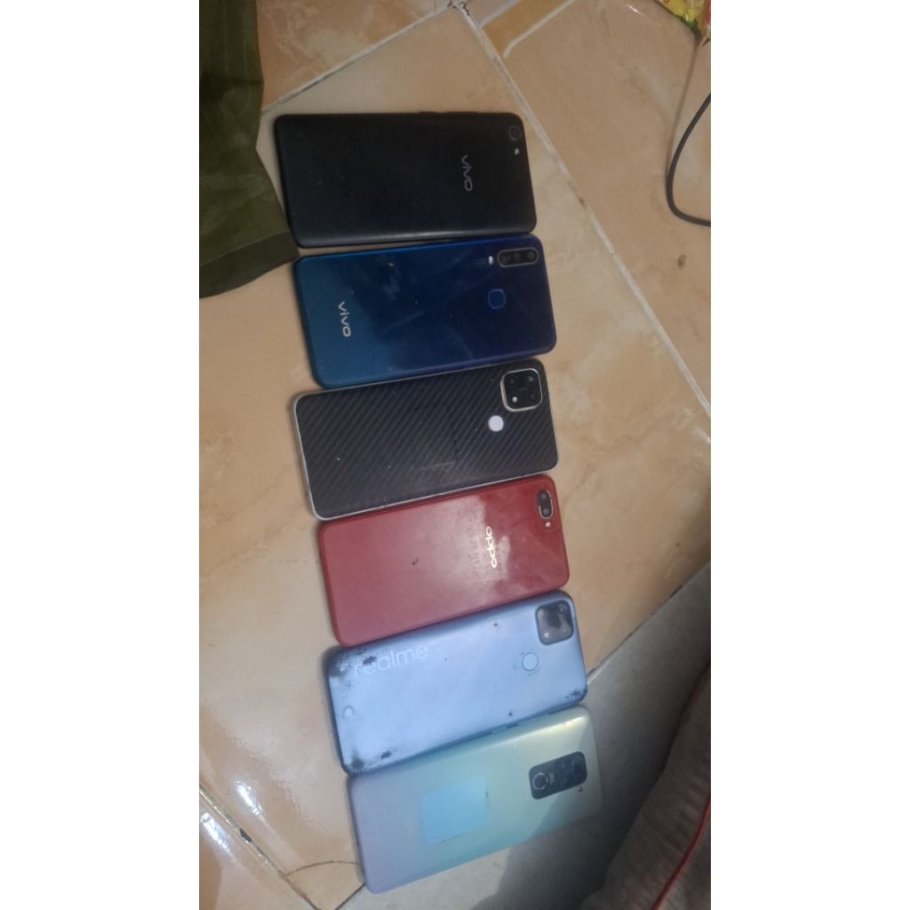 hp oppo a5s ram 3/32  minus lcd bercak