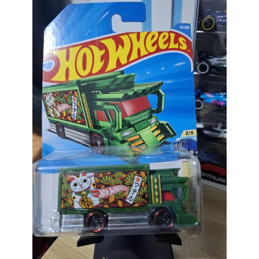 Hot Wheels Raijin Express