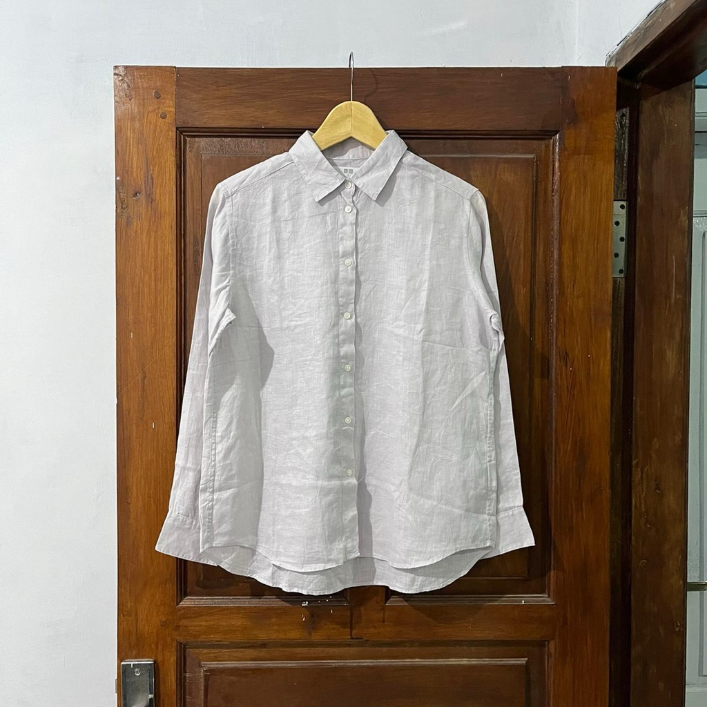 [M-L] Uniqlo Linen Shirt Light Grey | P (65) x LD (52)