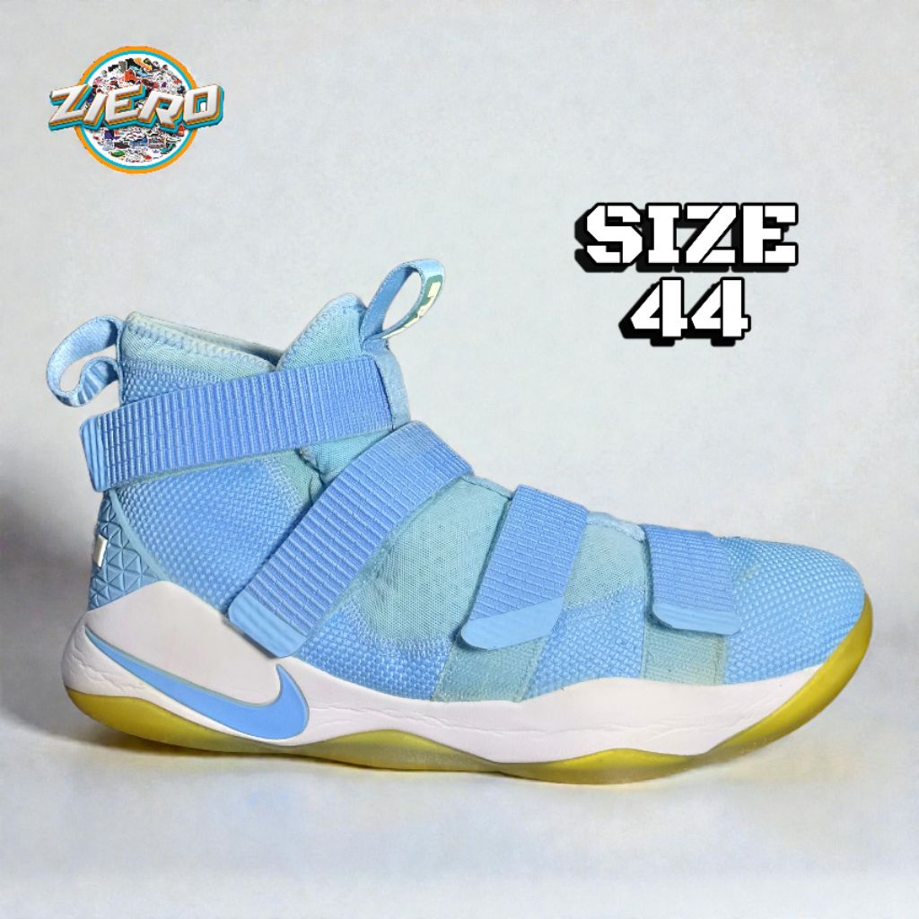 sepatu basket lebron mulus size 44