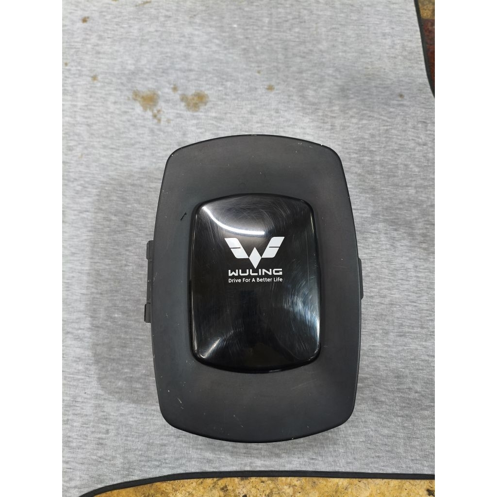 HOUSEHOLD SIMPLE  SOCKET EVPC-F-AC2.2kW SOCKET BOX WULING AIR EV  ORIGINAL