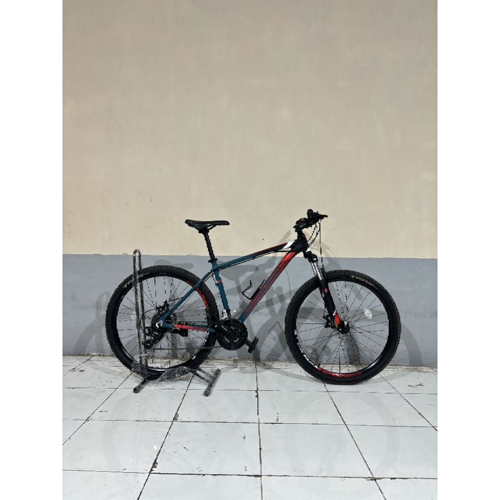 POLYGON CASCADE 4 TAHUN 2020