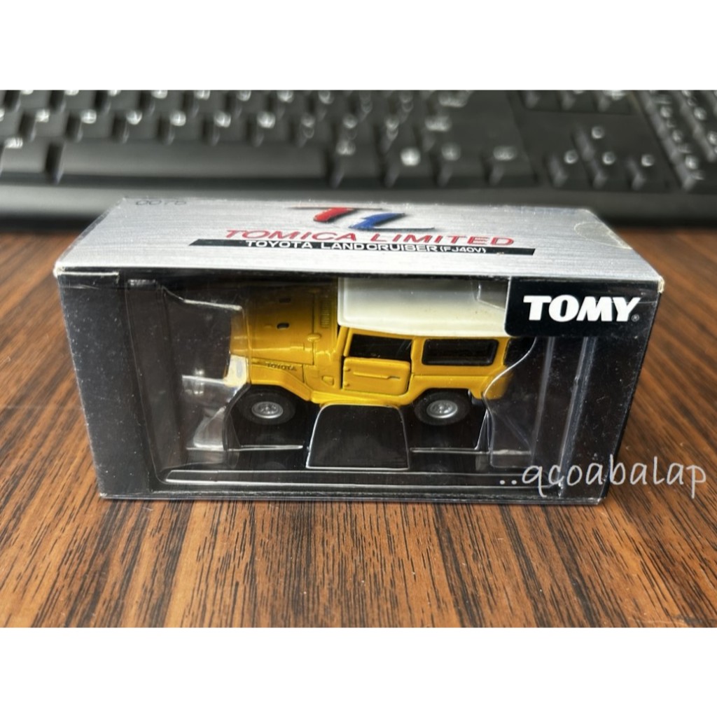 Tomica Limited Toyota Land Cruiser
