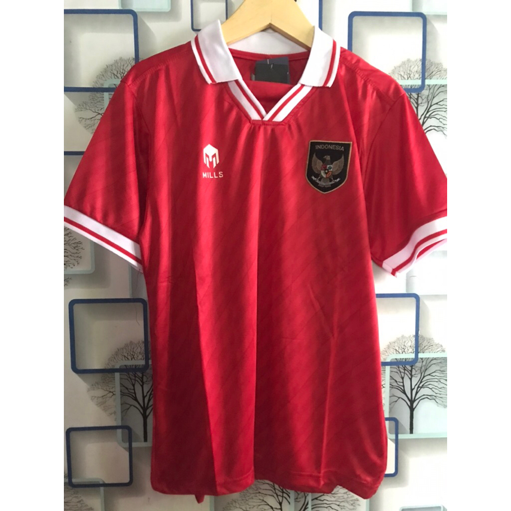 Jersey Timnas Mills