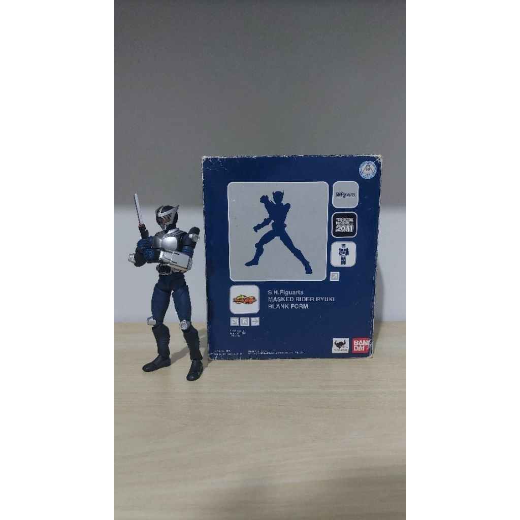 SHF Kamen Rider Ryuki Blank Form