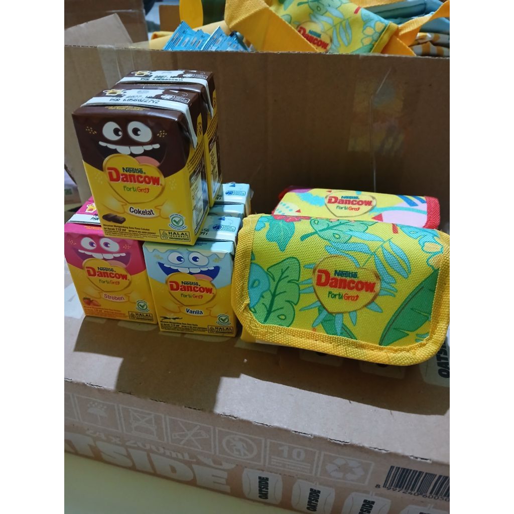 PAKET DANCOW UHT 110ML FREE TAS BELANJA