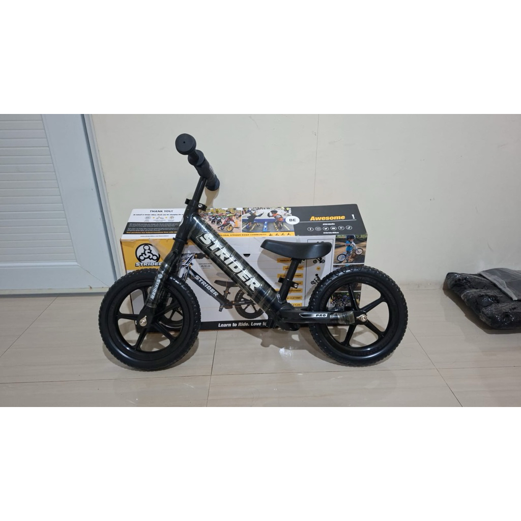 STRIDER 12 PRO Balance Bike Alumunium (Preloved/Second) T1258