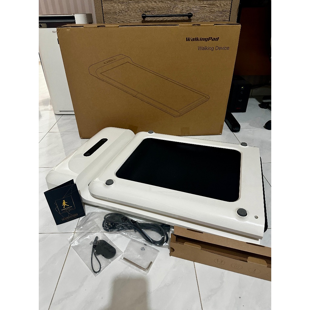 Kingsmith WalkingPad C2 Smart Colorful Foldable Gym Fitness Treadmill - White - Preloved