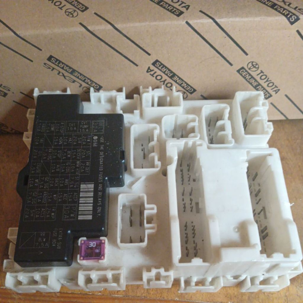 BCM Fuse Box Sekring Sekering Suzuki Ertiga Original