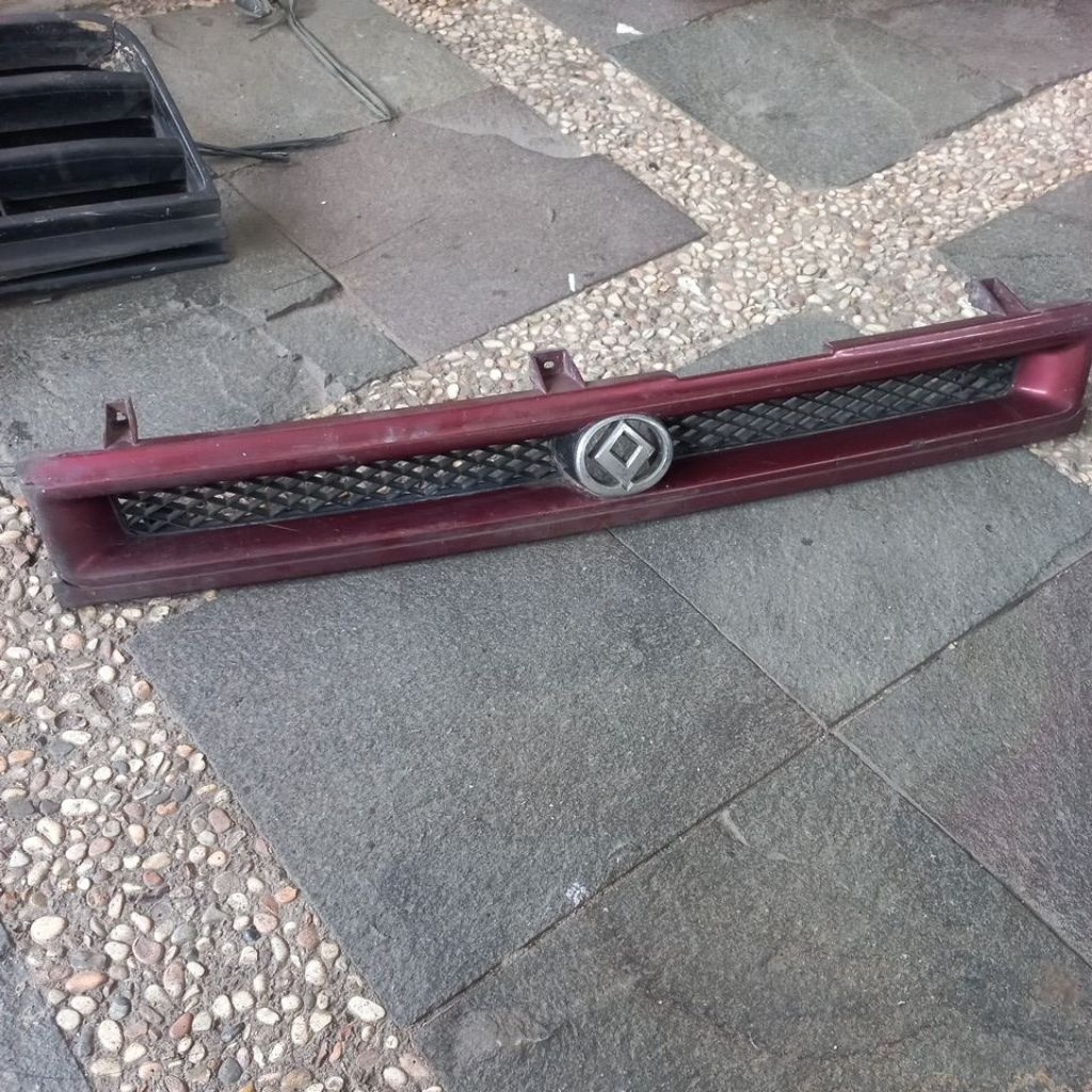 GRILL MAZDA 323 INTERPLAY 1990 sd 1994