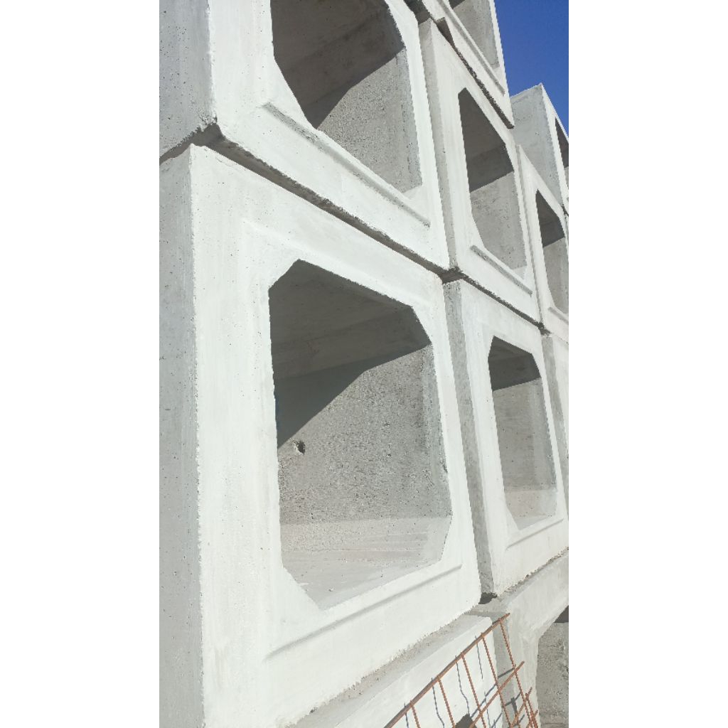 BOX CULVERT