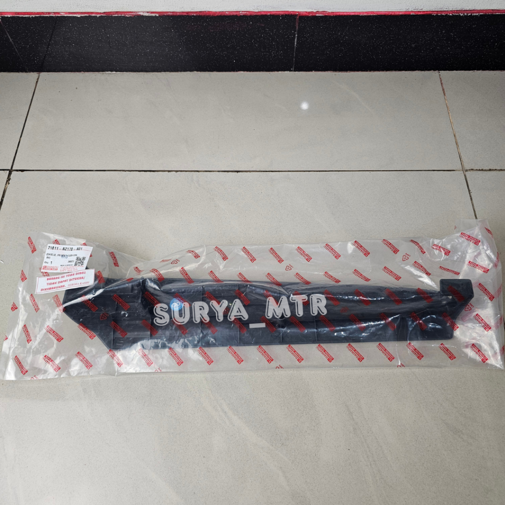 COVER TUTUP JOK SAMPING KANAN AGYA AYLA 2014-2018 DAIHATSU 71811-BZ170-B01