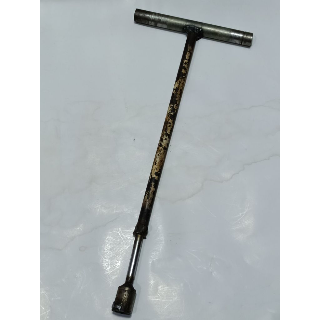 Kunci T 12 mm Panjang 30,5 Cm Kunci Sok Pas Soket Socket