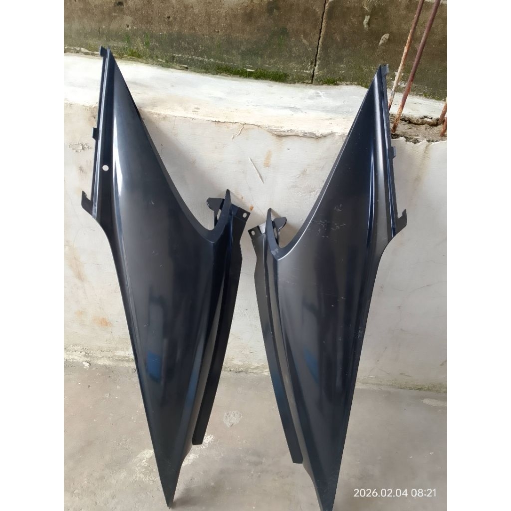 body kanan kiri beat karbu(bahan repaint)