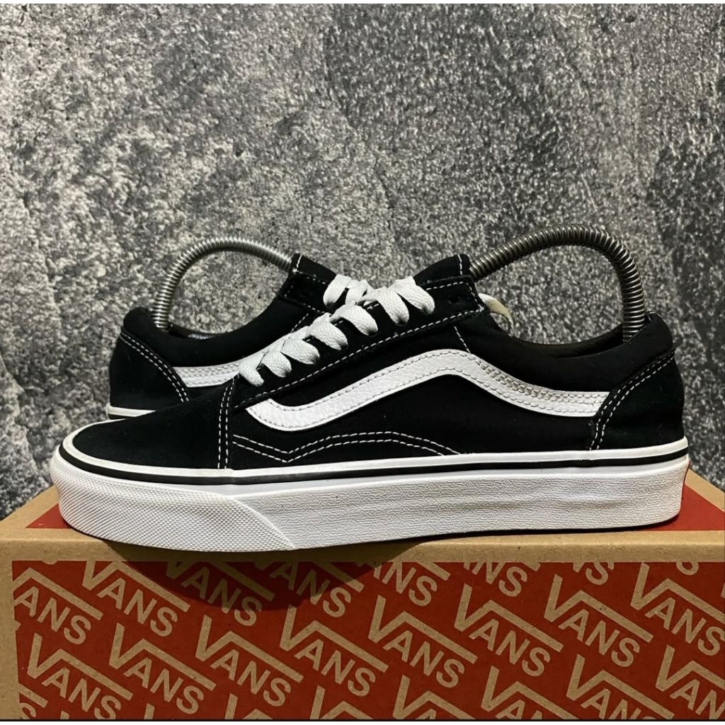 vAns old skool bw second